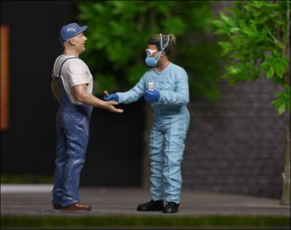 1:18 SILKE Seat Figure - Kopie - Kopie
